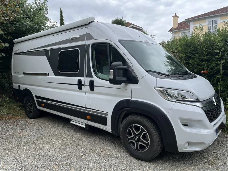 Elios van 63 family avec attache remorque