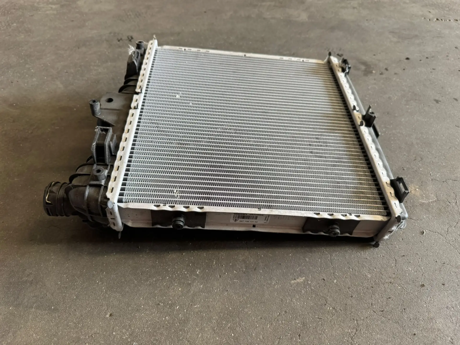 Radiator for Porsche 987, 997, GT3, GT3 Cup – 99710613102 – photo 3