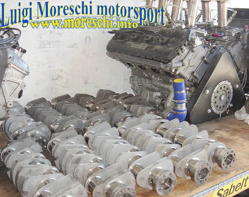 Pièces détachées pour moteurs Cosworth V8 F1