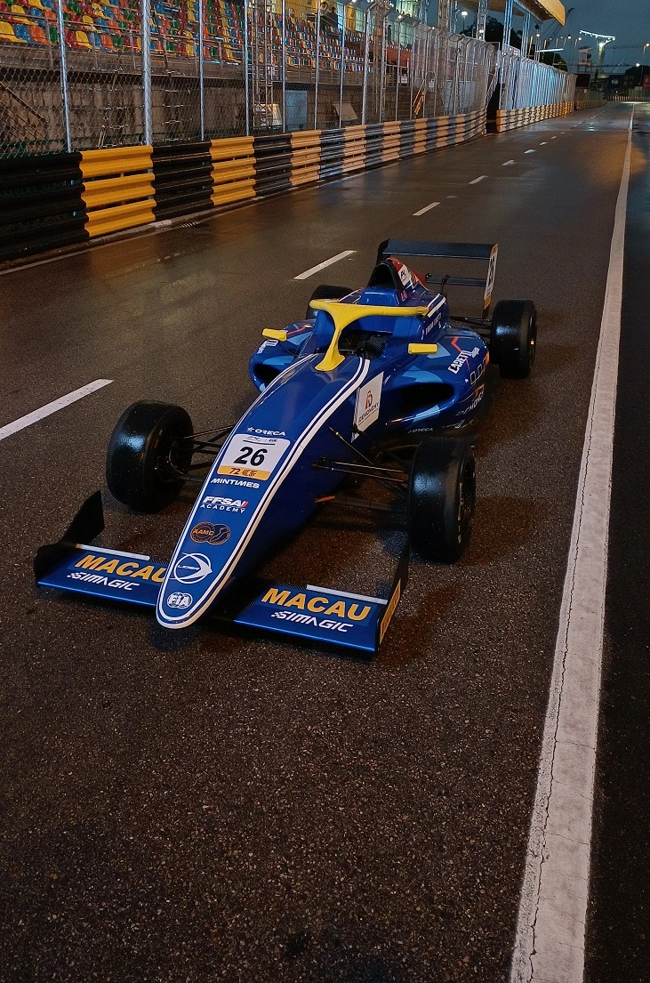 Freelance motor sport mechanic – photo 2
