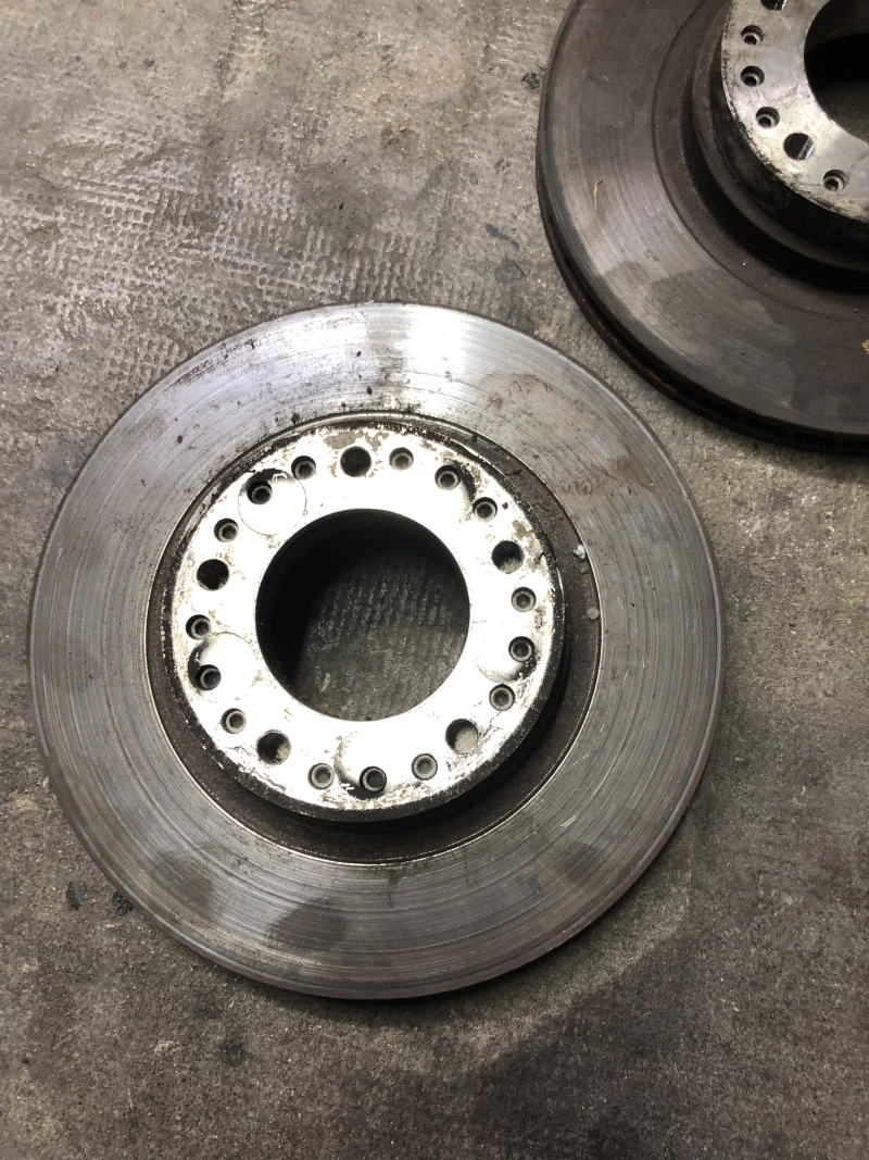 2 AP RACING 6600 BRAKE CALIPERS WITH PADS AND DISCS