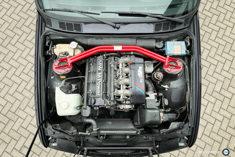 BMW M3 E30 Cecotto in extraordinary good condition, 84.449 km