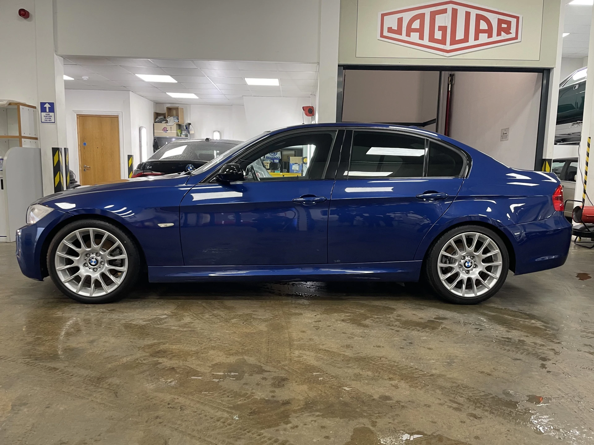 BMW 320si 59k miles!