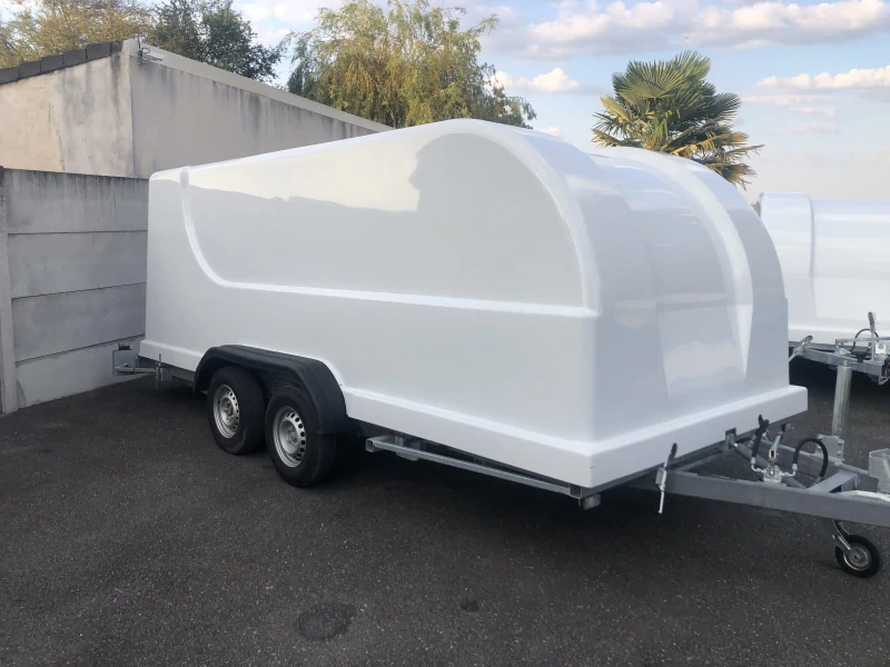 Car trailer