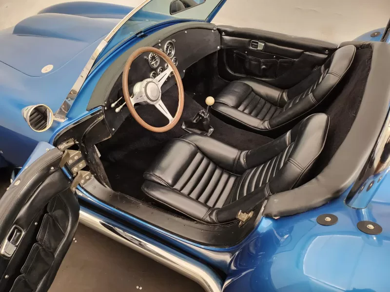 AC Cobra 427 replica Kellison Stallion