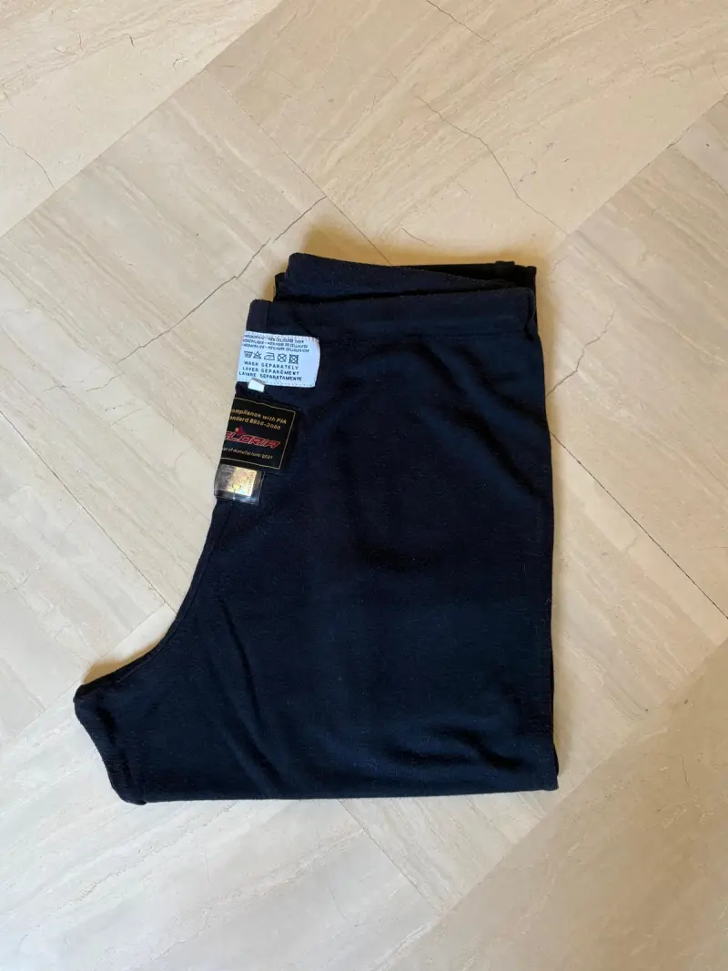 Divers sous vêtements neufs et occasions récents