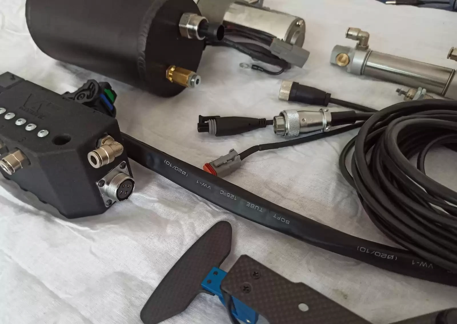 EvoAir by VacRobotic : Changement de vitesse au volant – photo 3