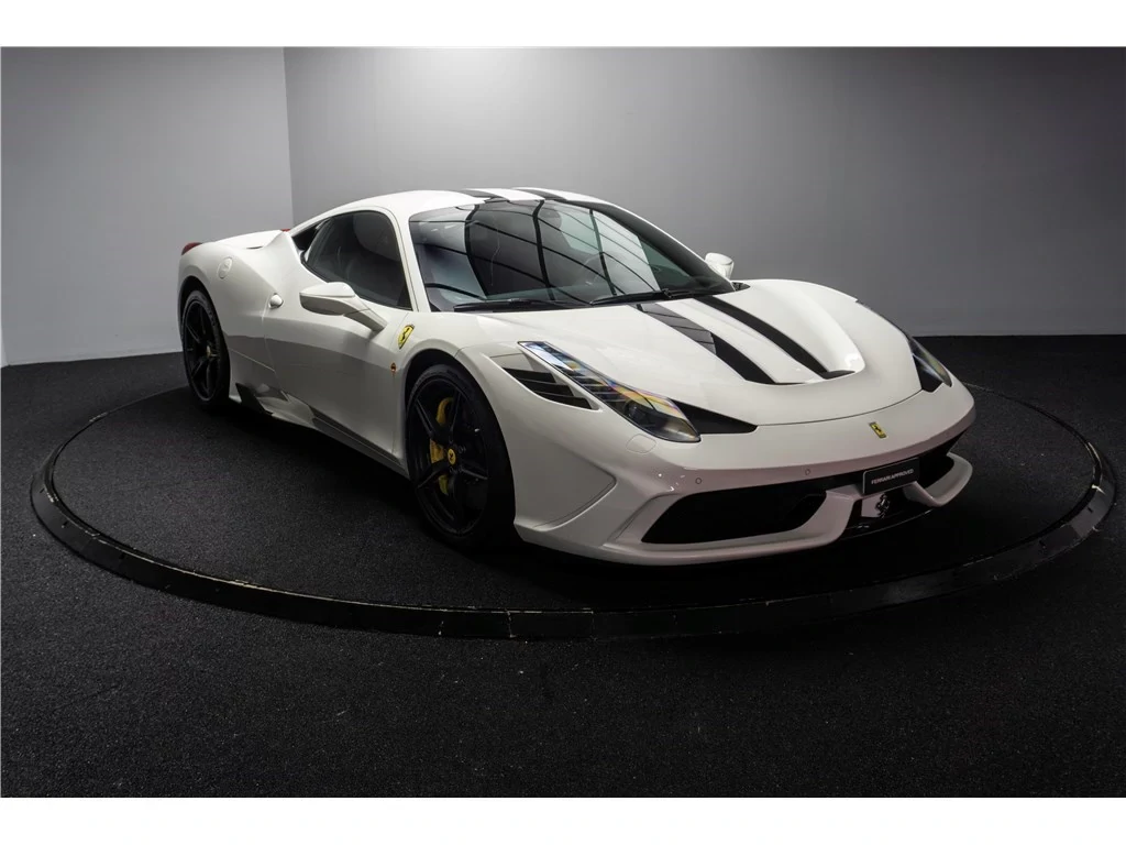 FERRARI 458 SPECIALE