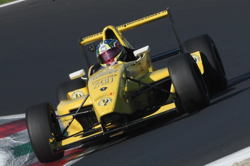 FORMULE RENULT 2.0