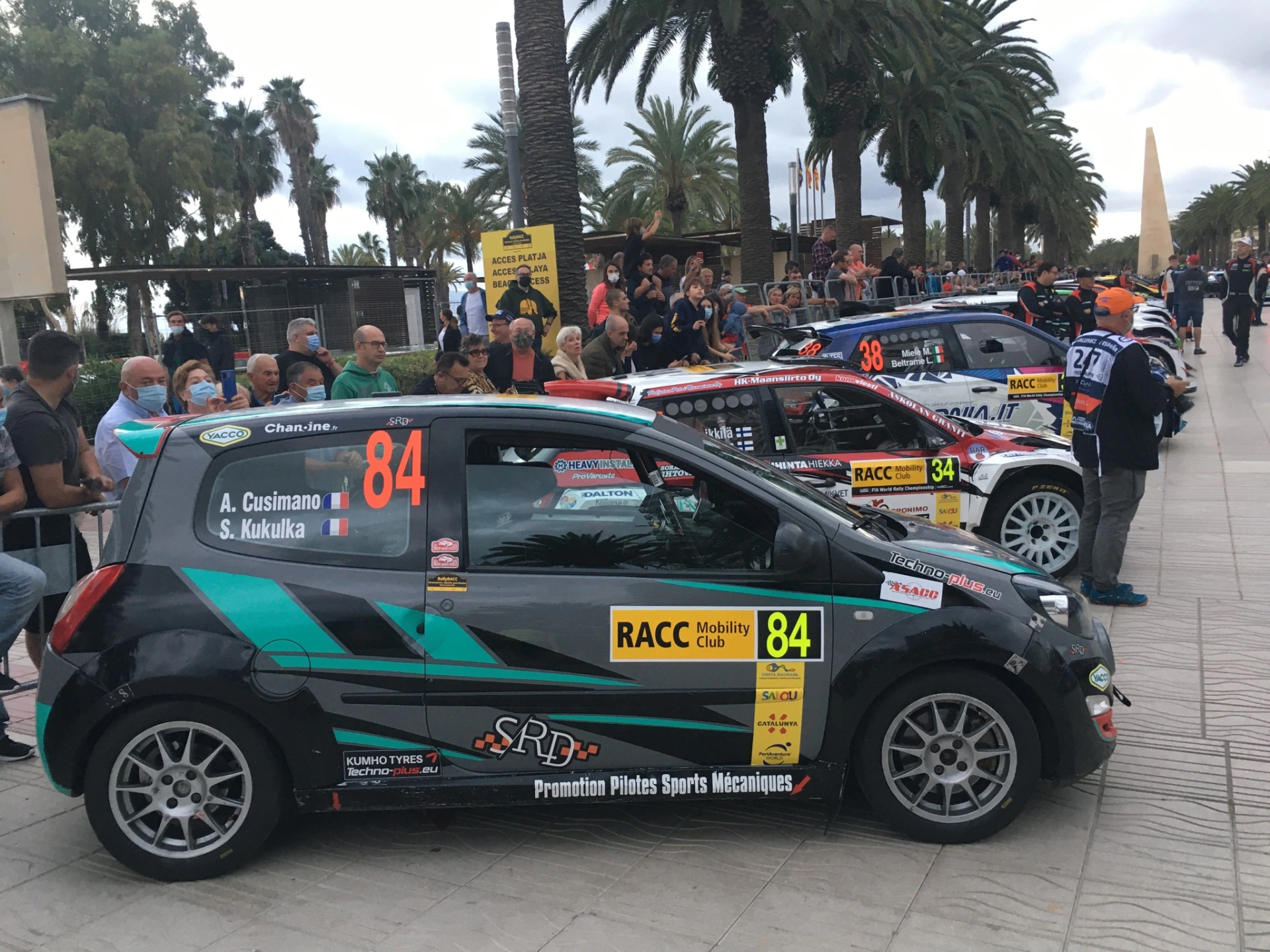TWINGO Maxi R1 à louer – photo 3