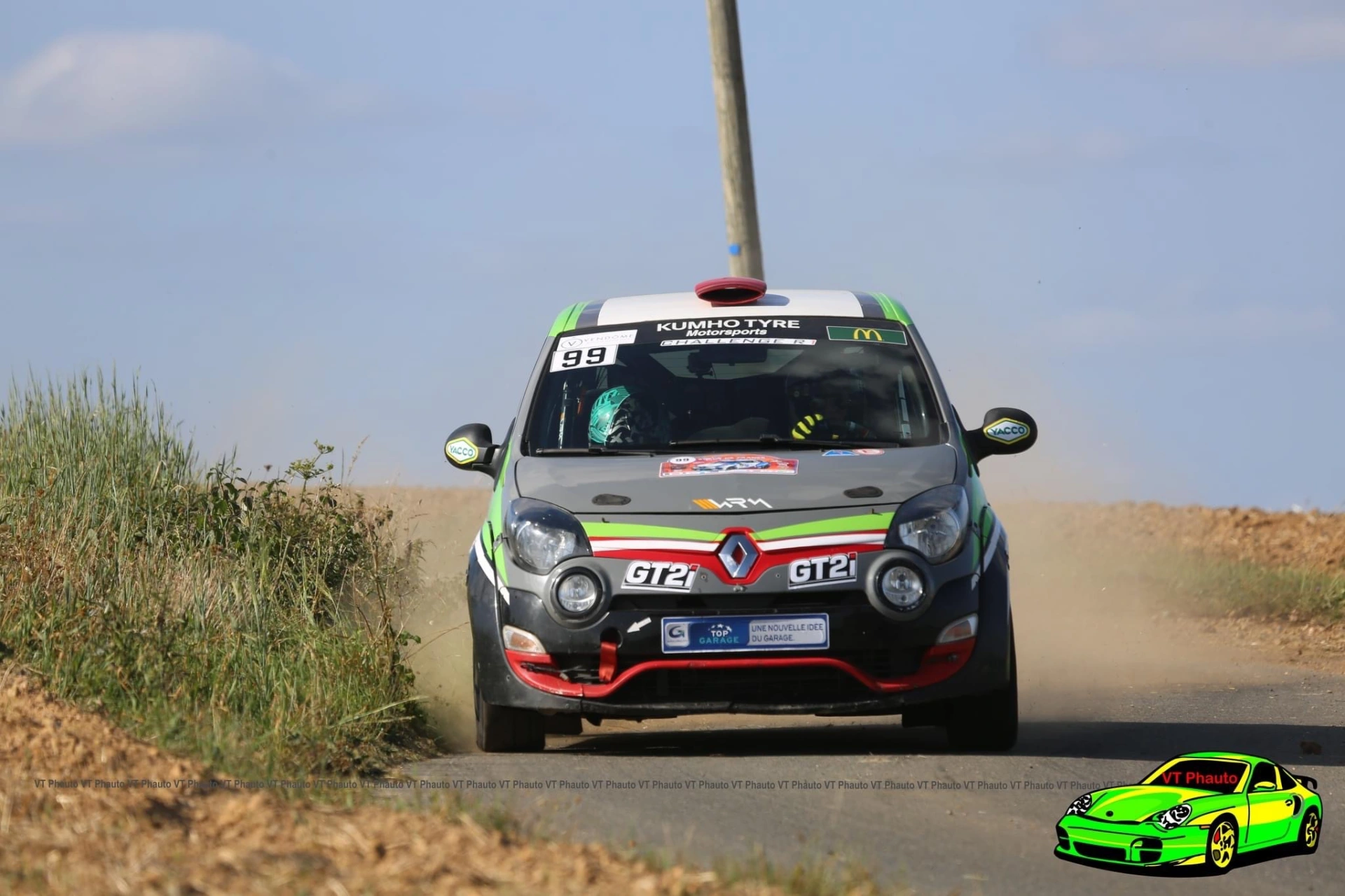 TWINGO Maxi R1 à louer – photo 1
