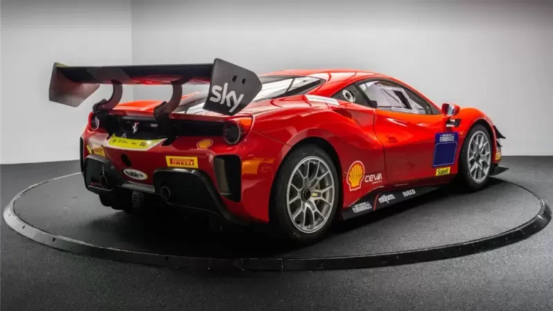 FERRARI 488 CHALLENGE
