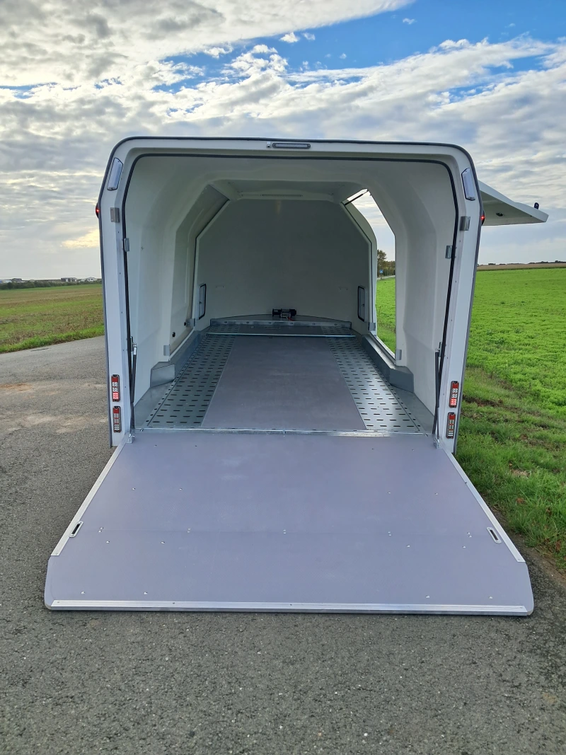 Closed trailer Auto Sport Trailer AST2