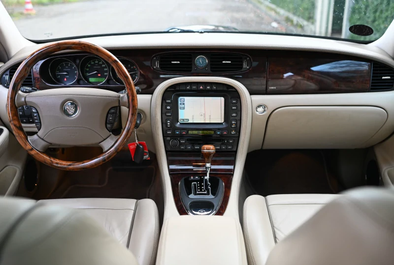 XJ Super V8 4.2 S/C