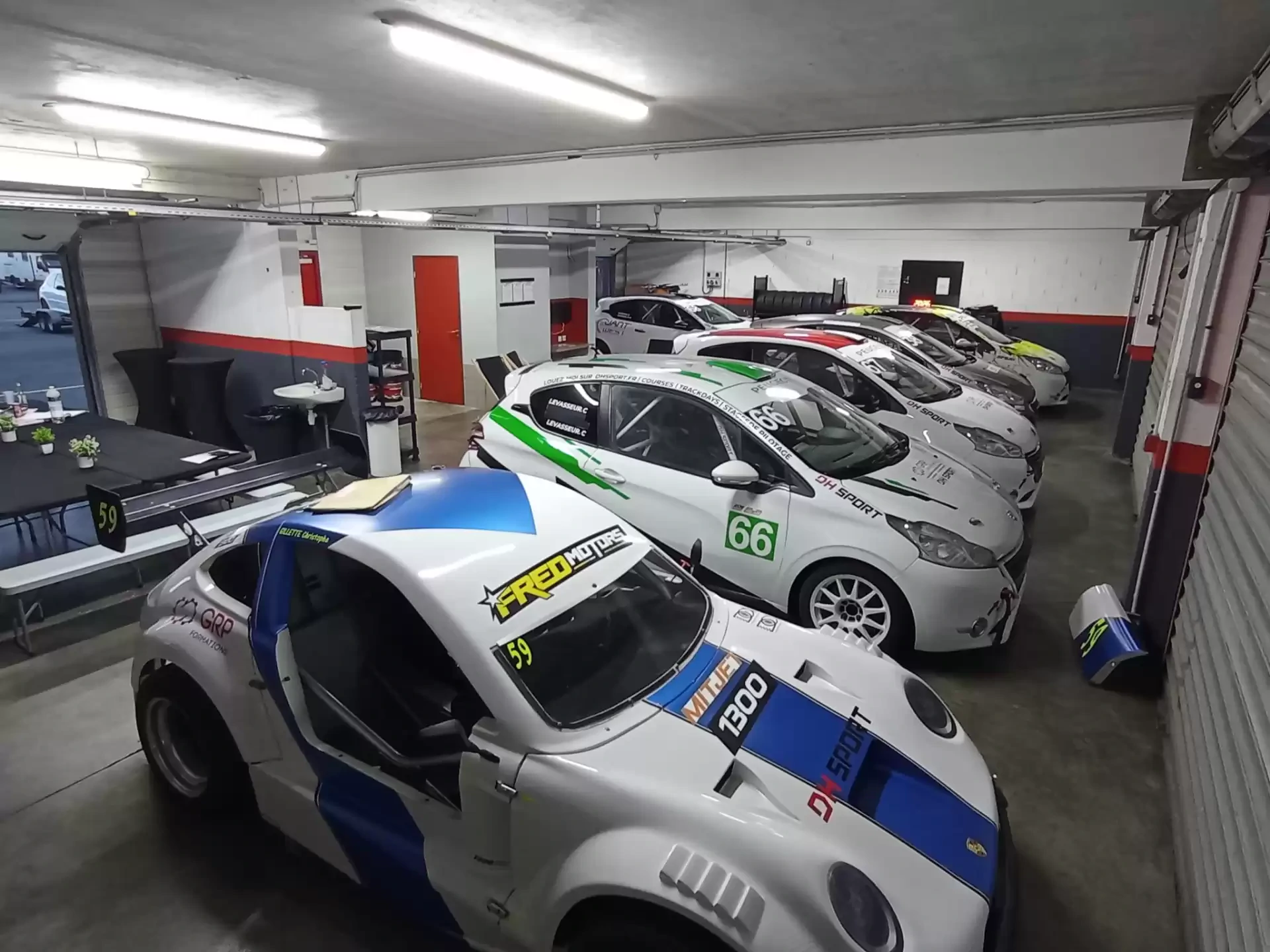 208 racing cup / mitjet / clio cup rental