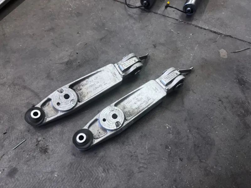 Front suspension arm Porsche Cayman GT4 RS - 991 GT3