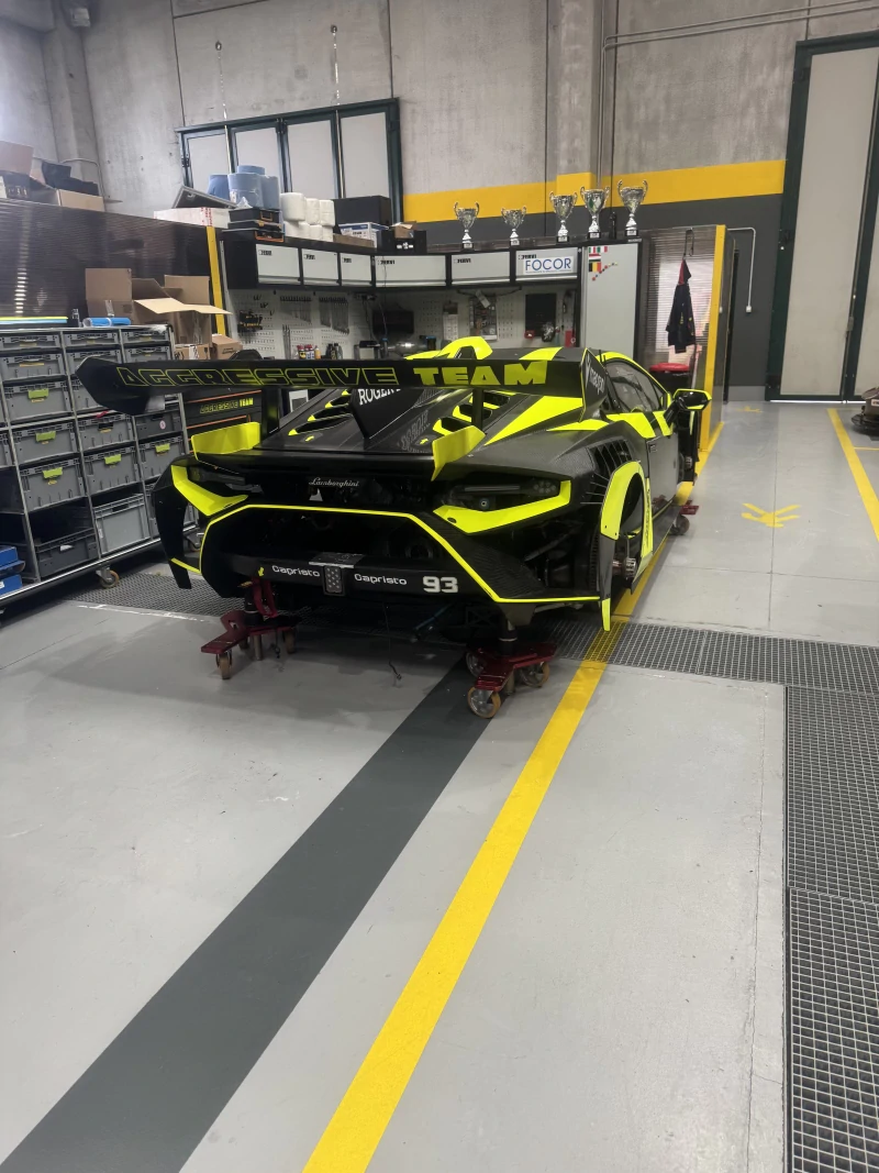 LAMBORGHINI HURACAN EVO 2