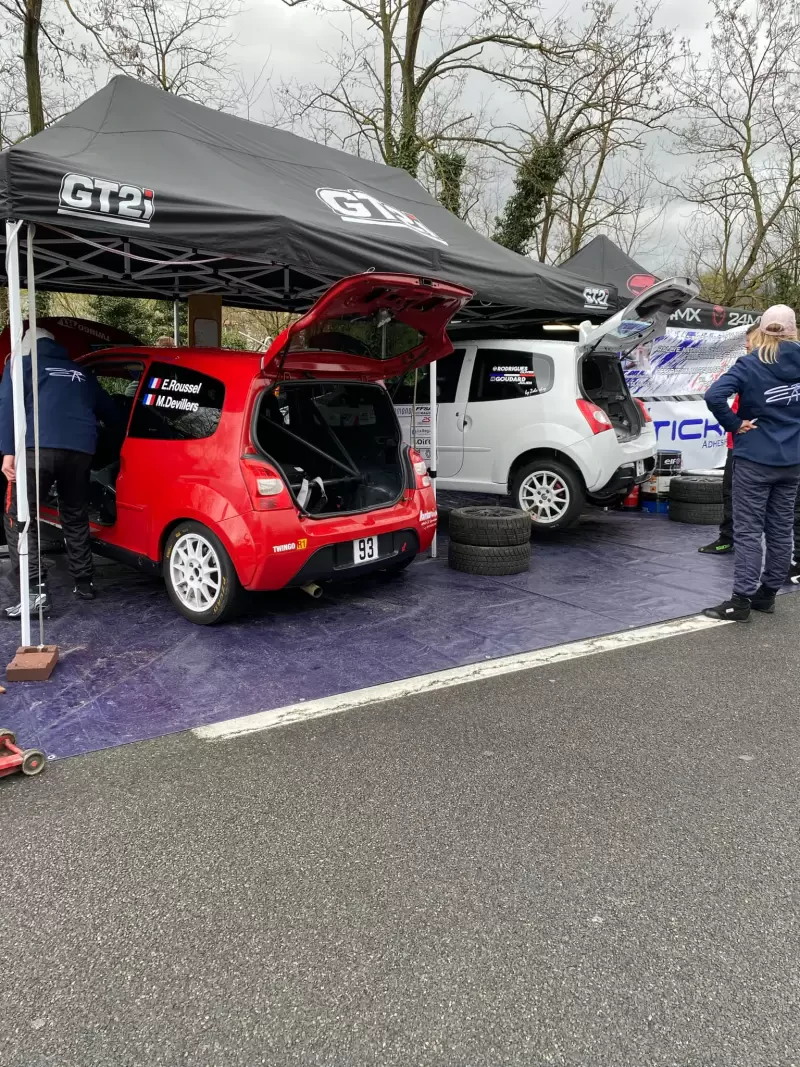 Assistance rallyes modernes et VHC
