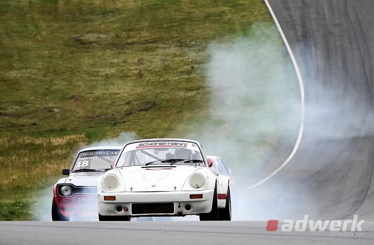 Une voiture de course pleine de sang - 3 fois championne du Danemark – photo 3