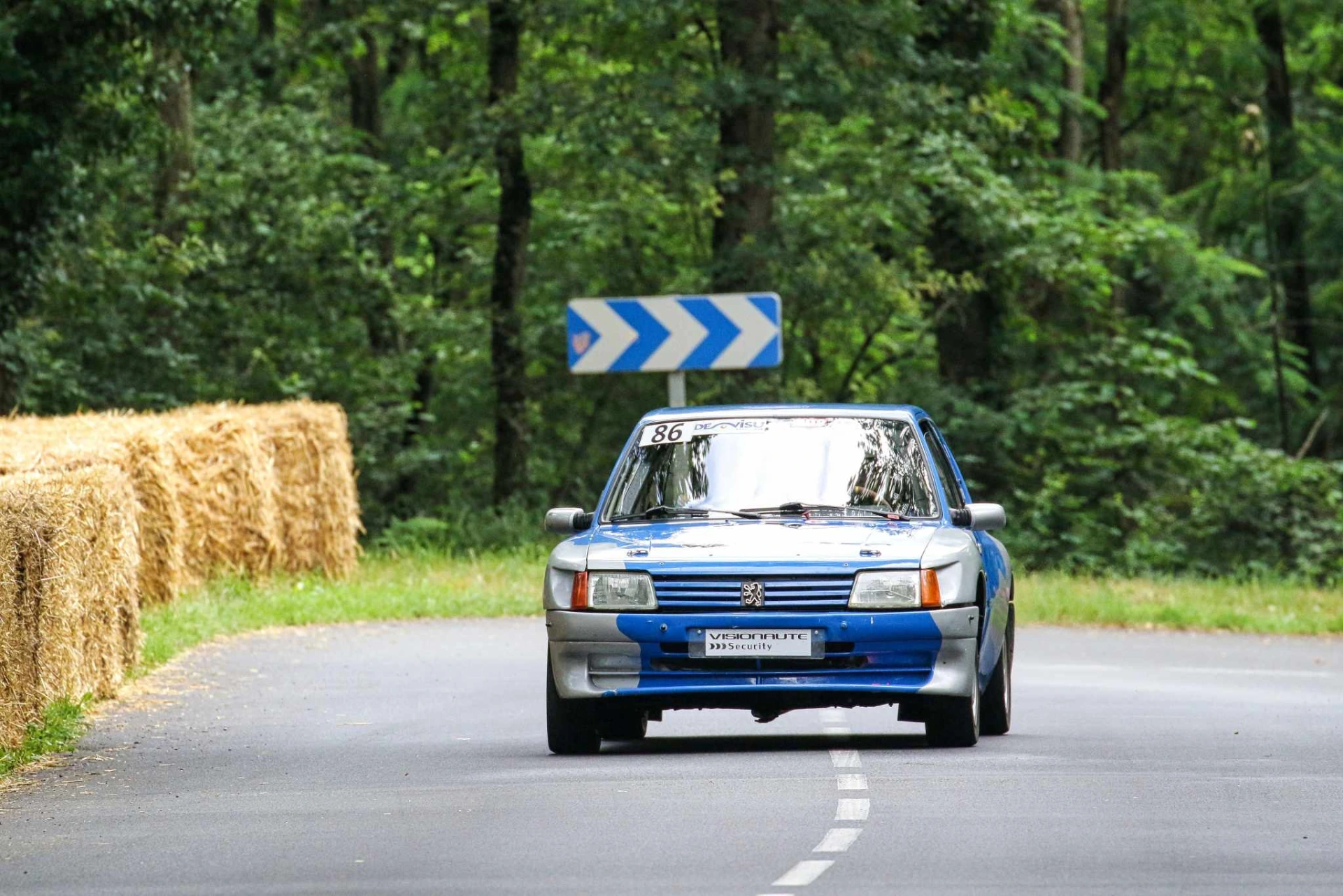 205 gti f2000 – photo 2