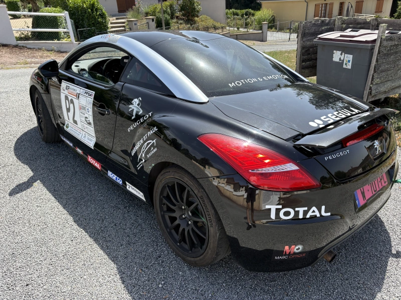 Peugeot RCZ