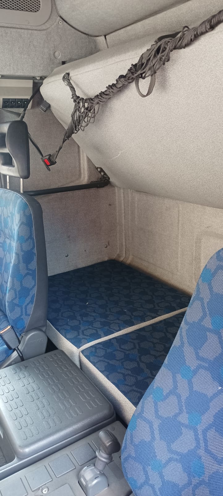 IVECO 120 E24 année 2007 217.000km