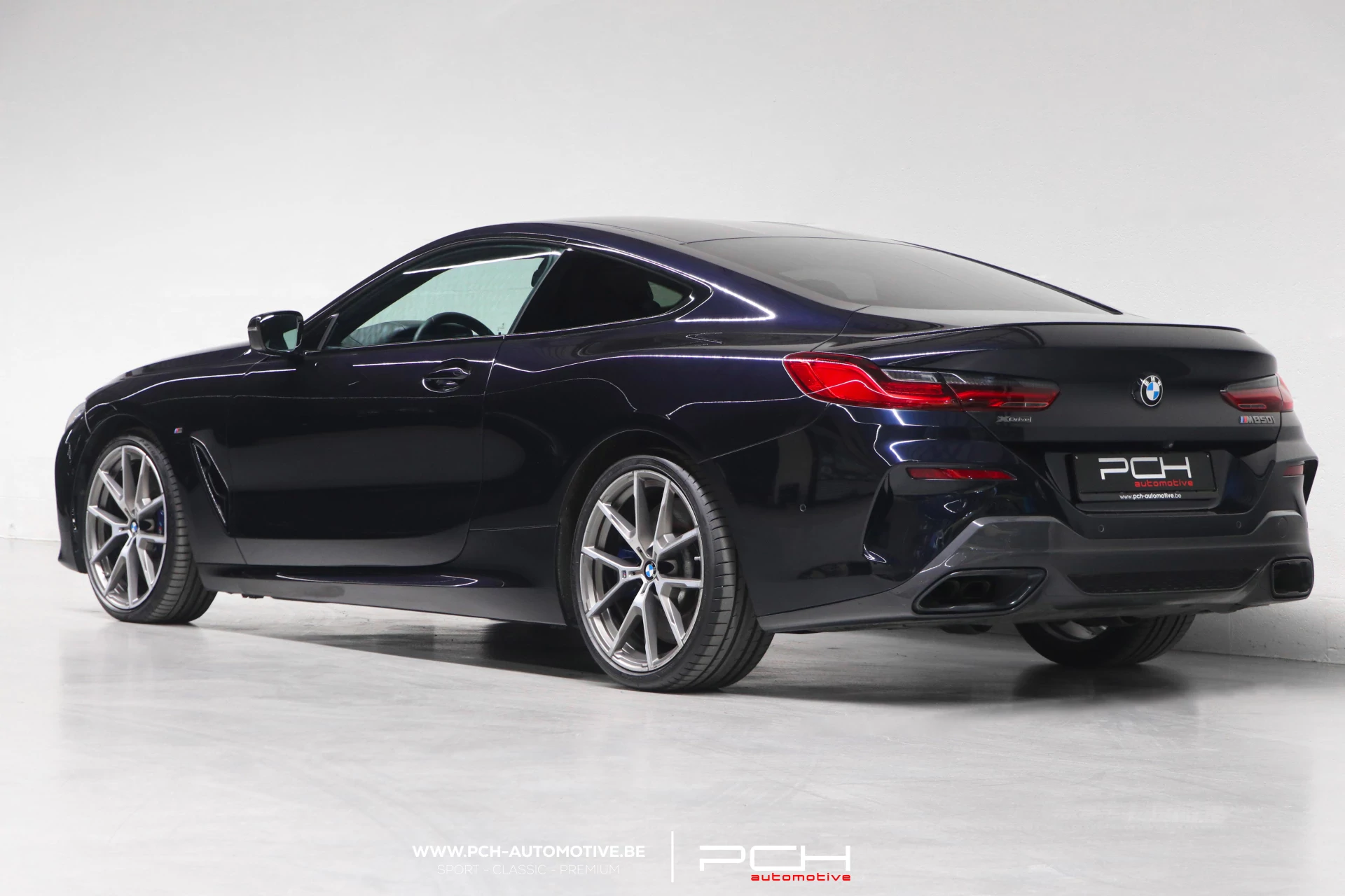 BMW M850i Coupé xDrive 4.4 V8 530cv Aut.