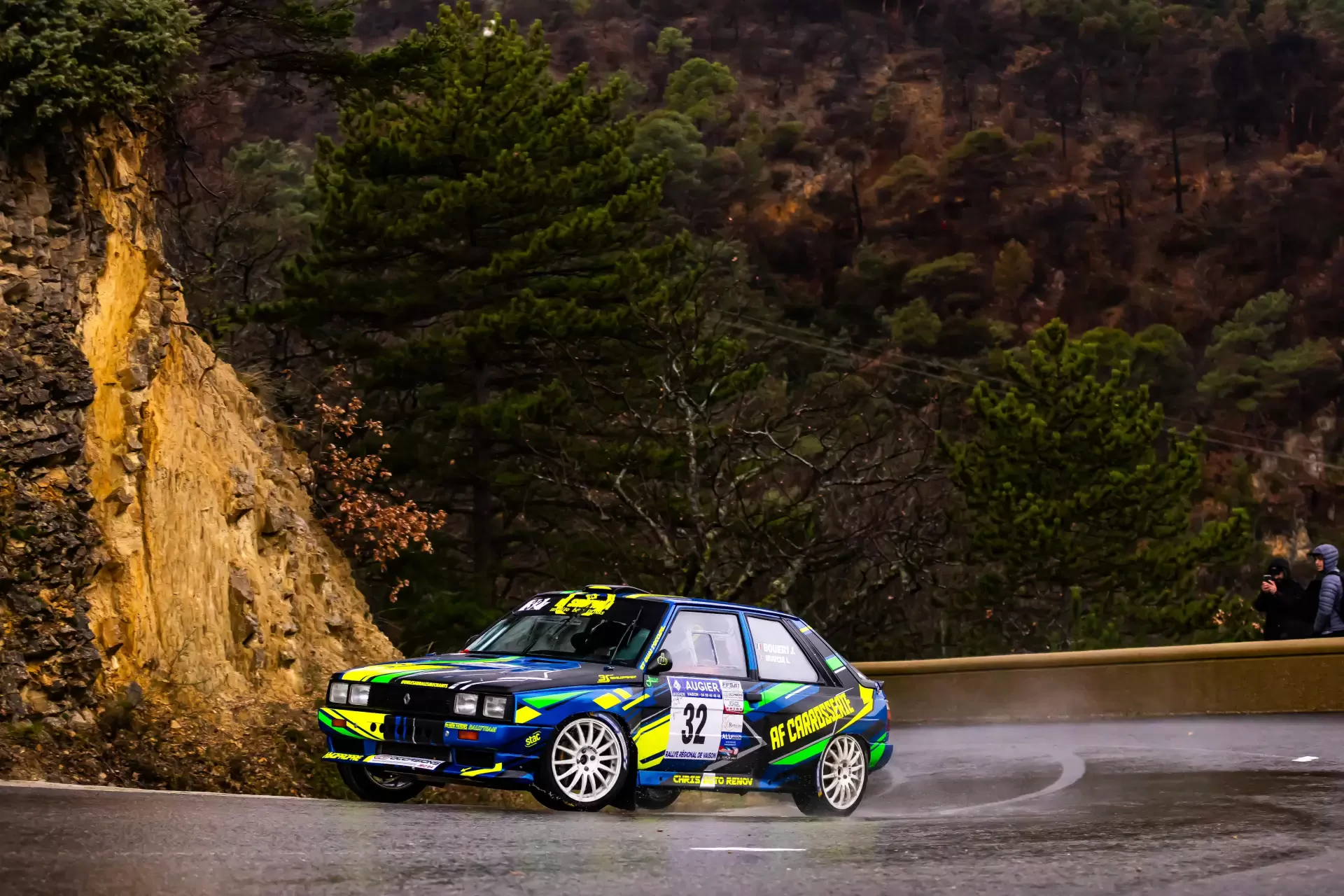 R11 TOP F2000