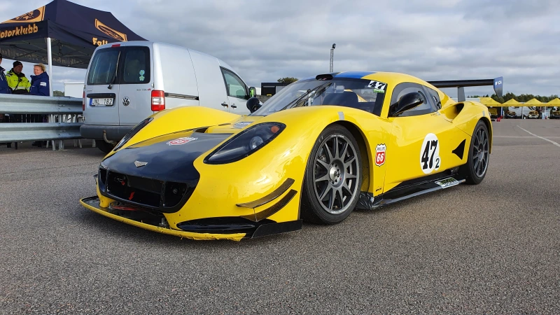 Chevron GR8 GT4