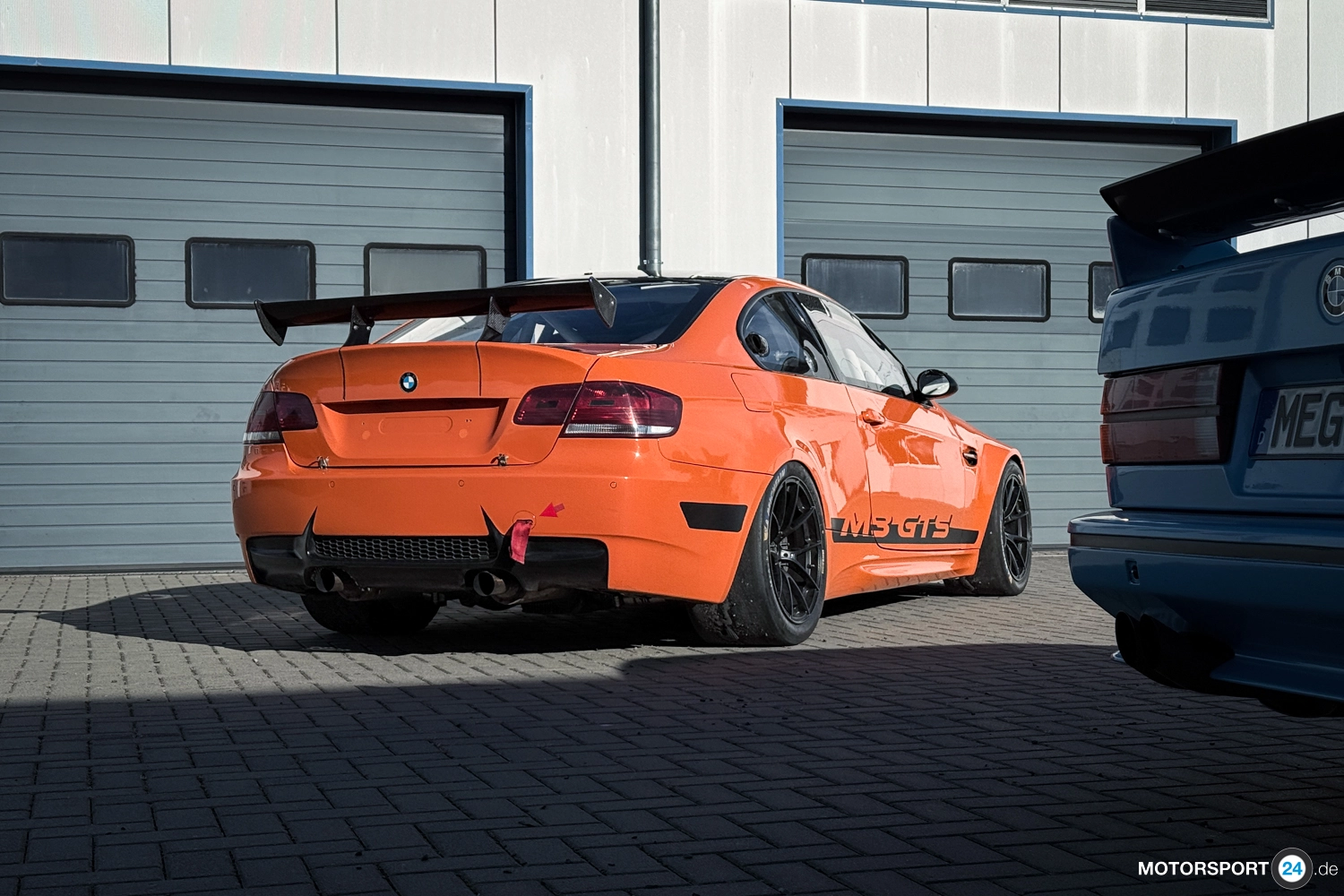 BMW M3 GT4 4,4l Outil de piste – photo 2