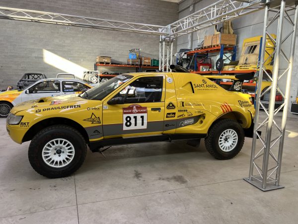 1998 IPSO E-Leclerc 4x4 Dakar Rally Raid Prototype