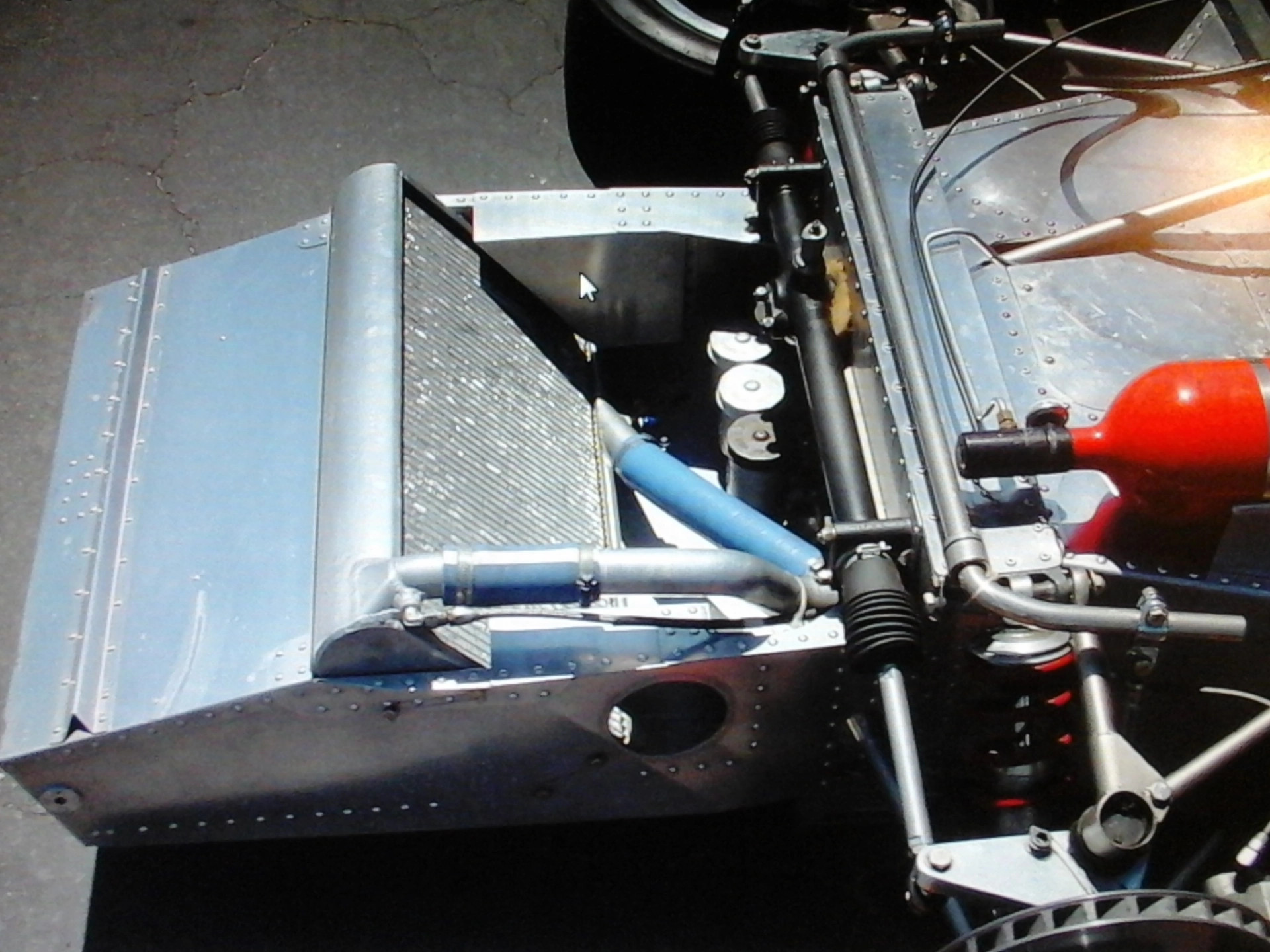 Made-to-measure aluminium radiator – photo 1