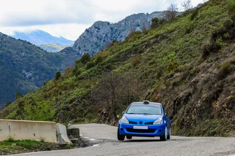 Clio R3 full Max