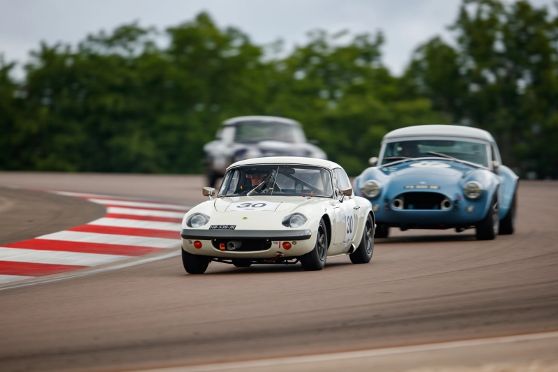 1963 LOTUS Elan 26R specs