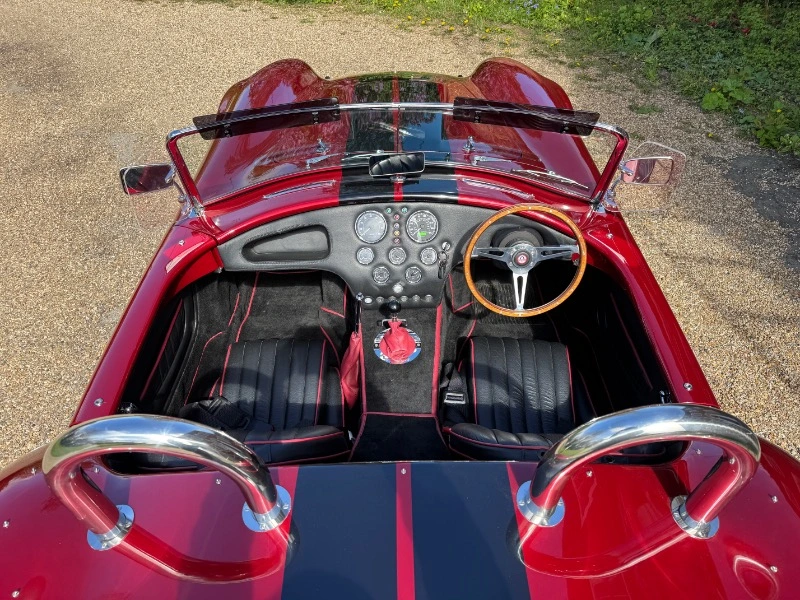 COBRA BY AK SPORTSCARS 5.7 V8