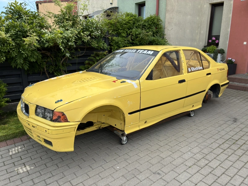 Original 1993 Factory BMW Motorsport E36 BTCC Chassis / Body Shell