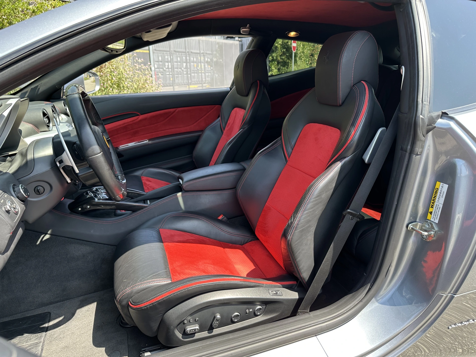 Ferrari FF / V12 6.3L 660CH – photo 4
