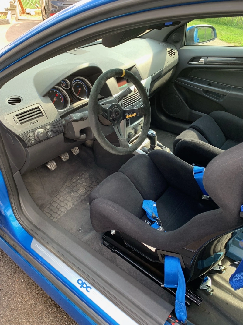 Opel astra H OPC + car trailer