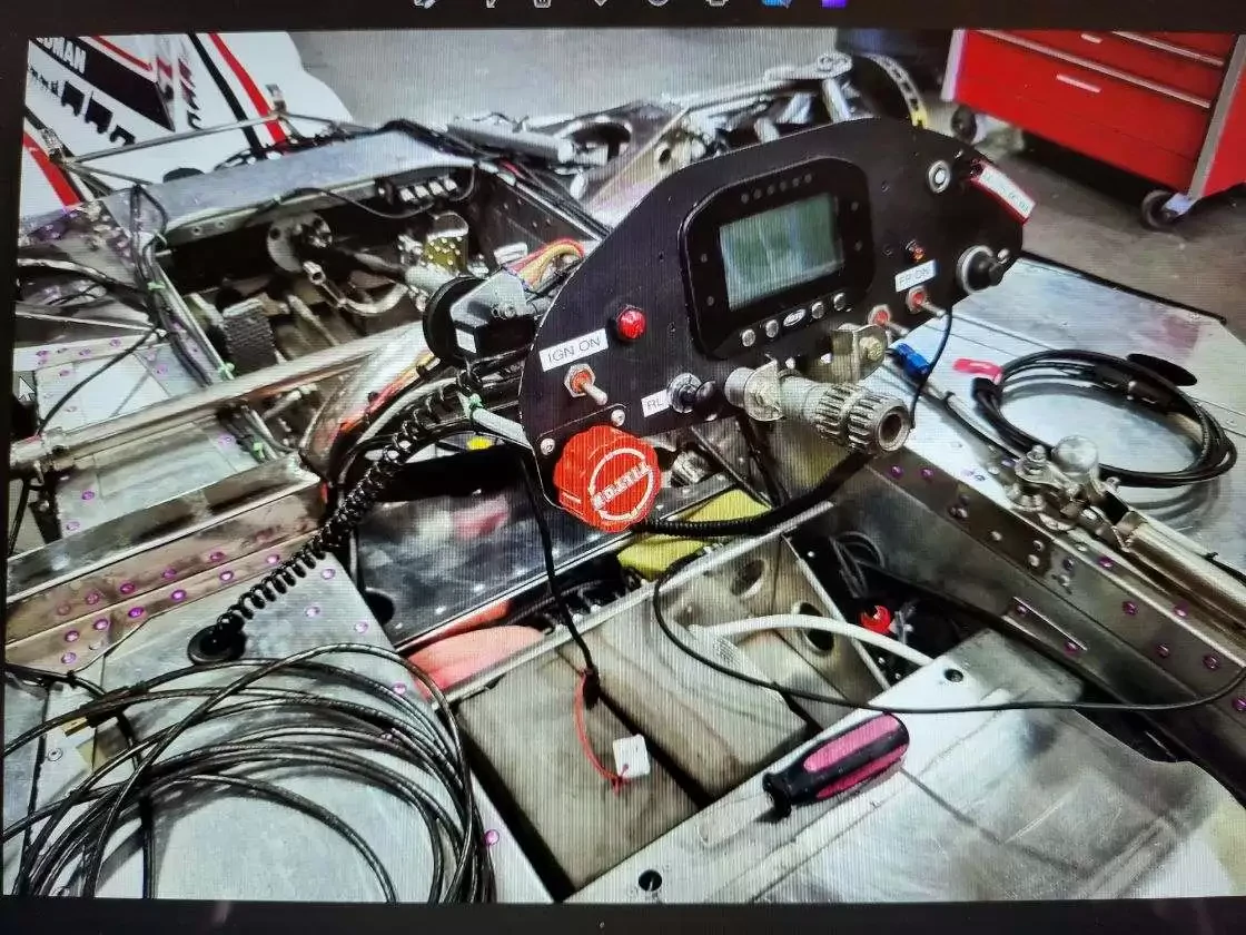 Lola T332C F5000 - Fresh!