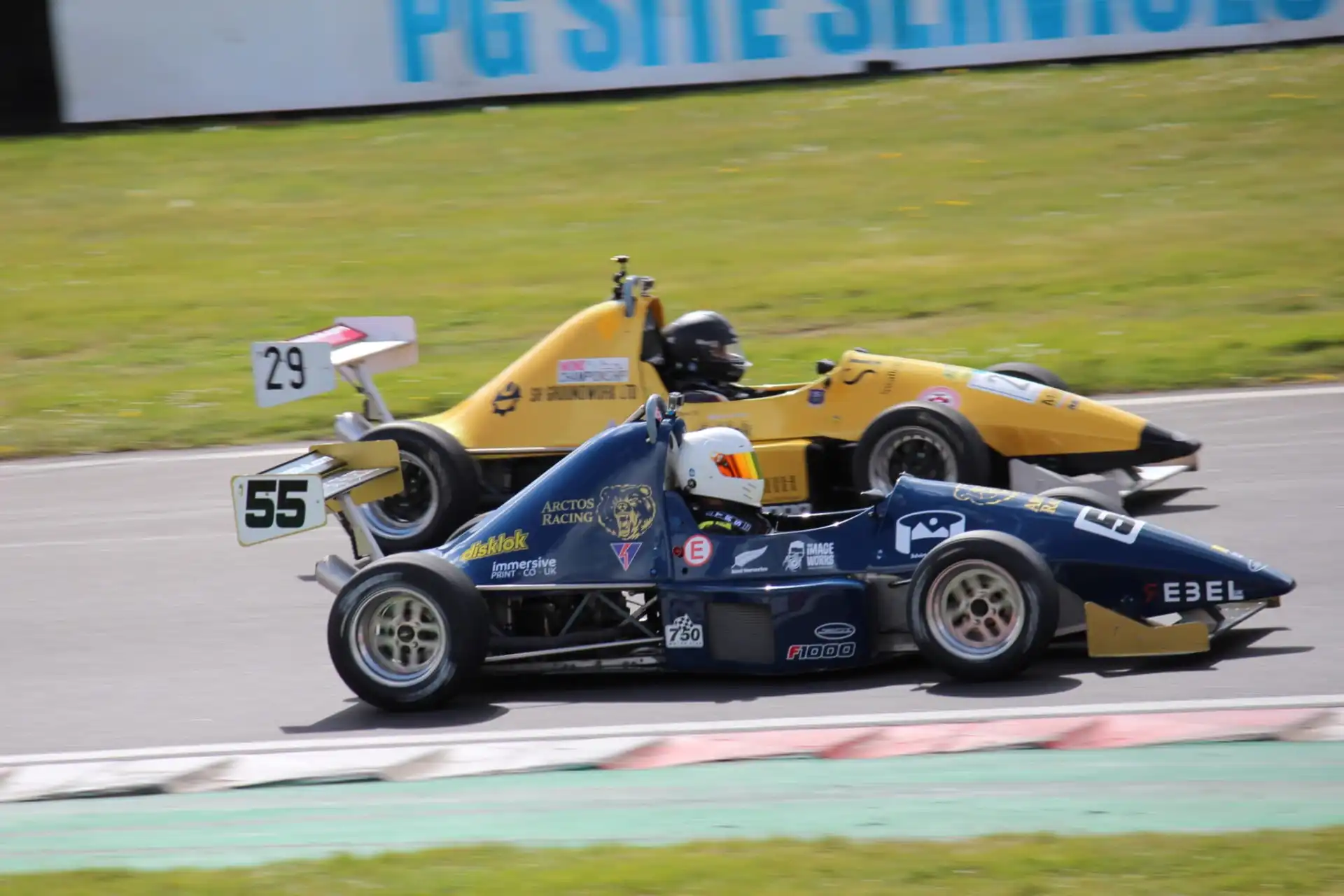 F1000 Arrive & Drive – photo 3