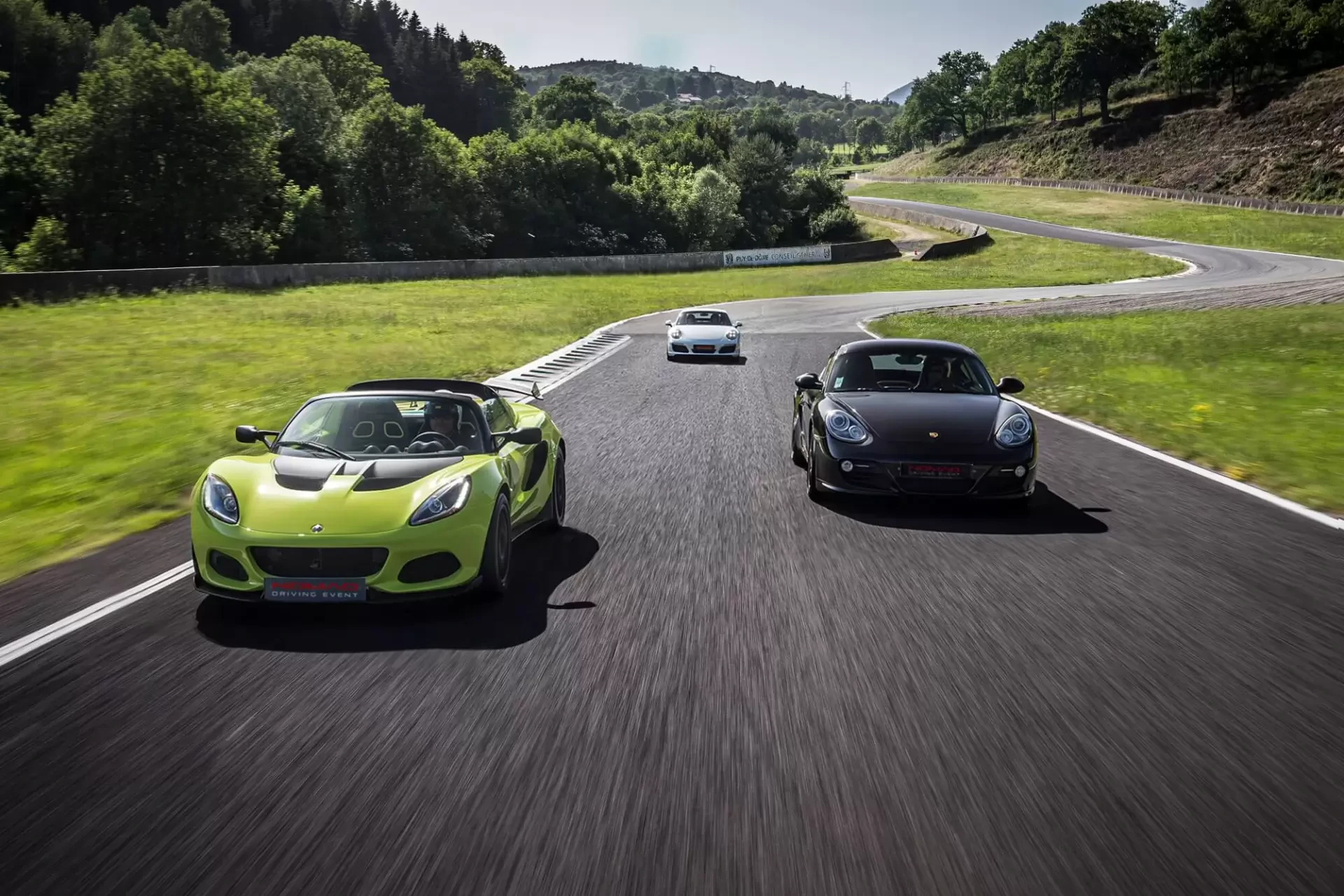Driving lessons on the Charade circuit