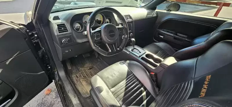 Dodge challenger rt shaker 5.7 v8