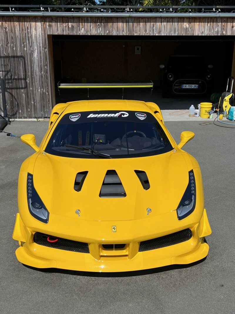 Ferrari 488 Challenge 4800km