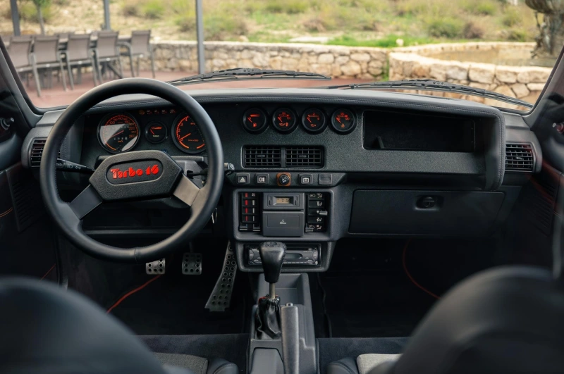 PEUGEOT 205 T16 TURBO 16