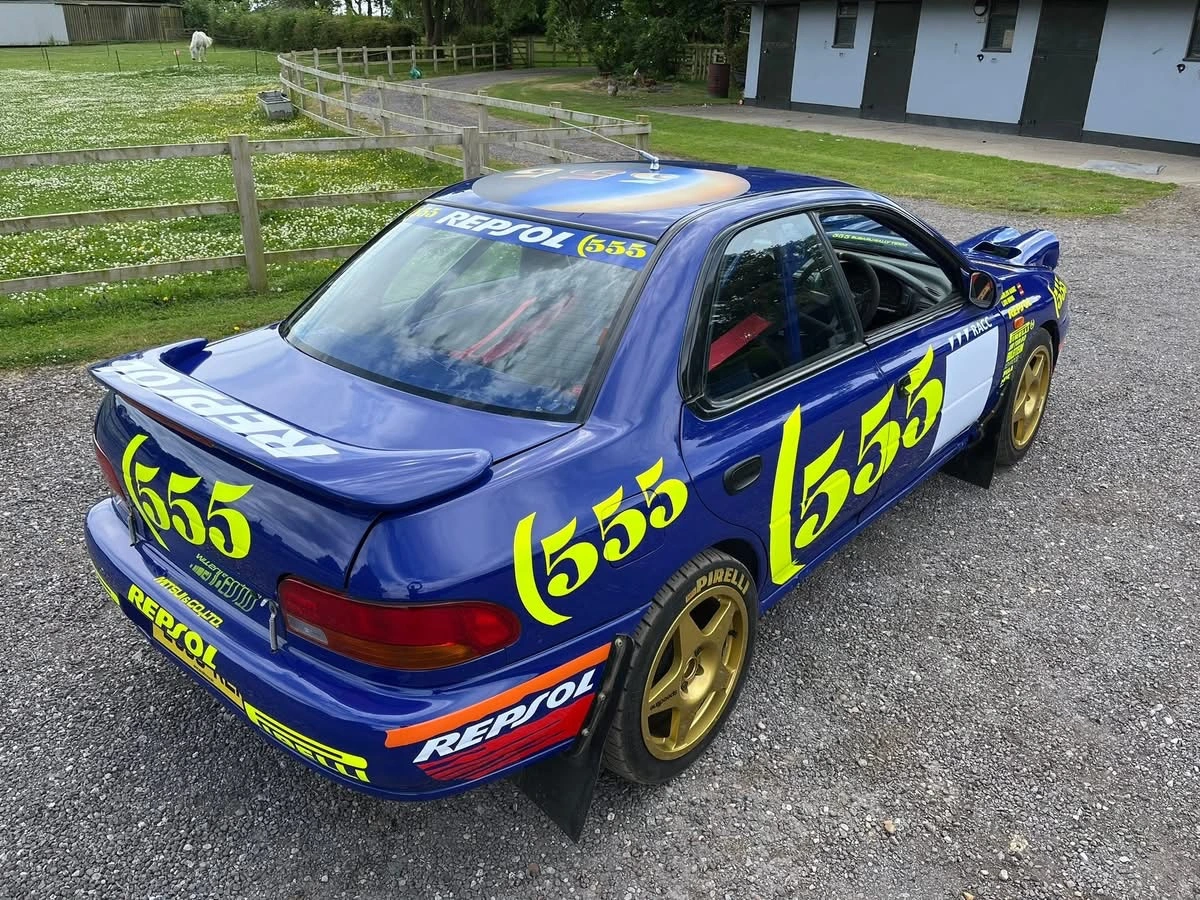 Voiture de rallye historique Prodrive Subaru Impreza GC8 – photo 2