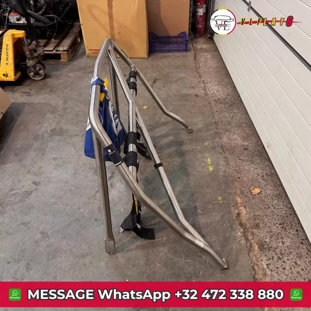 Roll bar with harness for Porsche 996 GT3