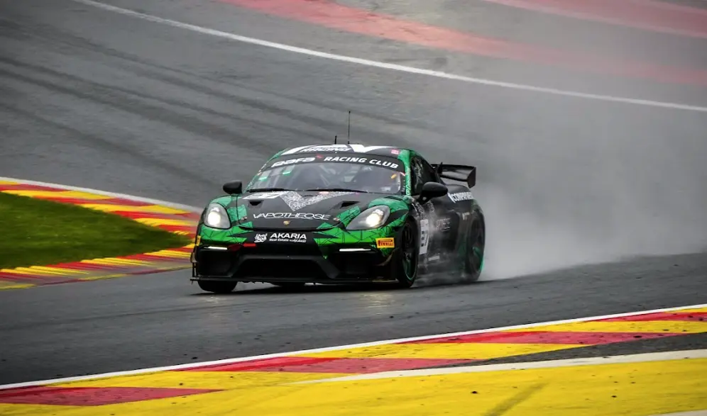 OBJECTIF PSCF SPORT CUP SERIES : UN VOLANT CHEZ AV RACING EN GT4 – photo 1