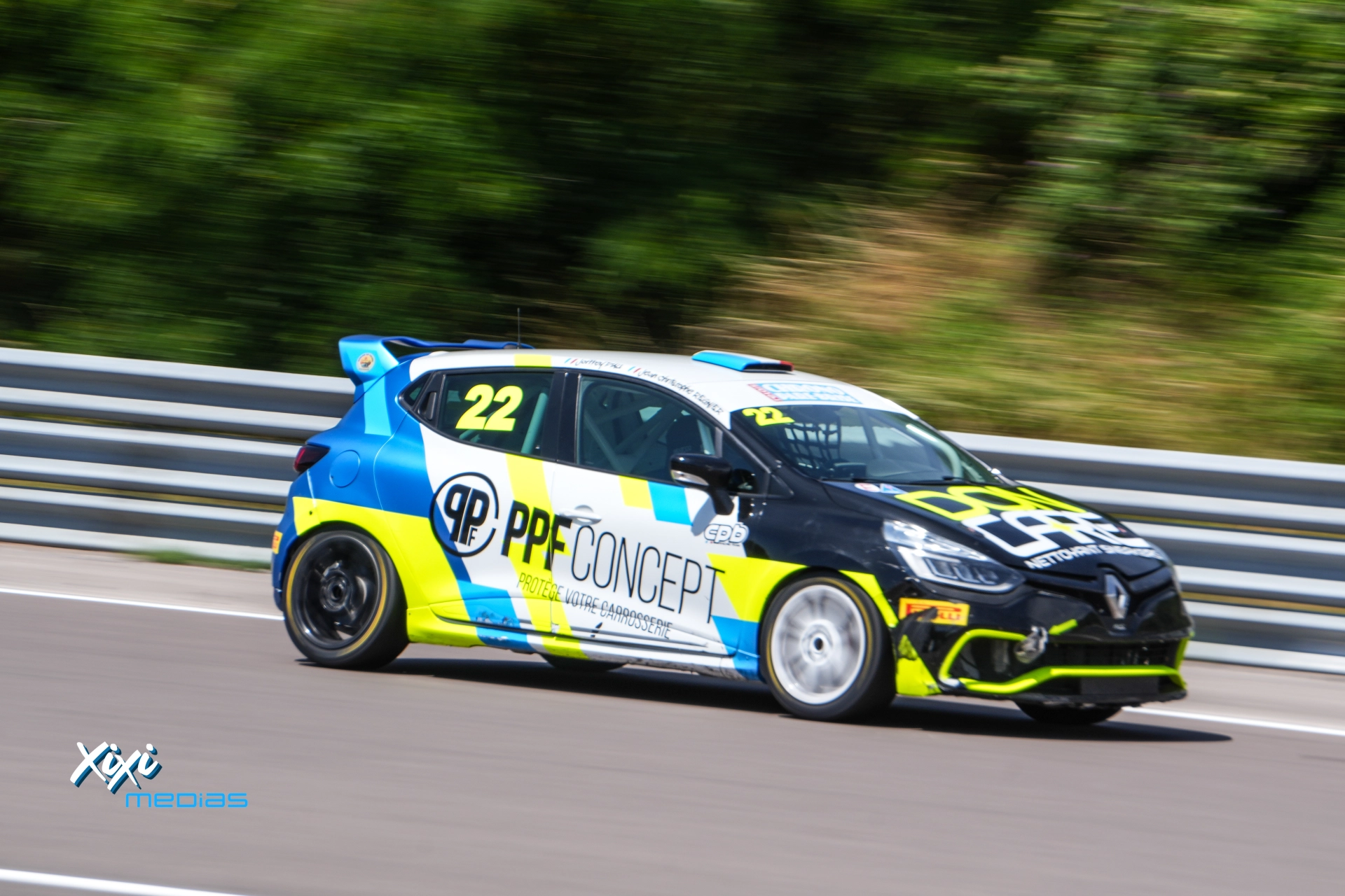 CLIO 4 cup X98 – photo 4