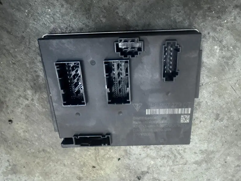 Calculateur module confort BCM Porsche 718 / 982 / 95B - 7PP907279CT