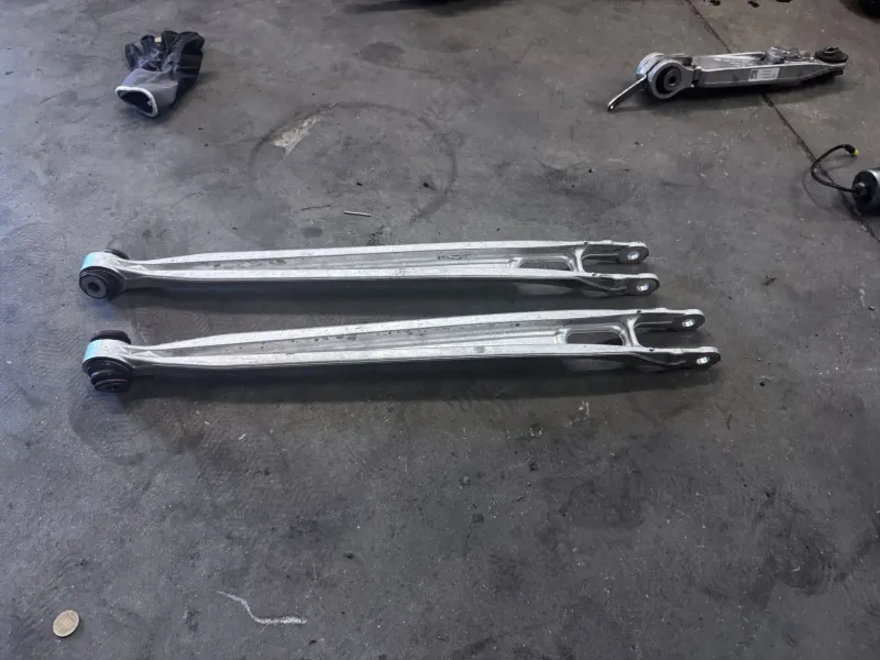 Rear suspension arm Porsche Cayman GT4 RS - 98133114303